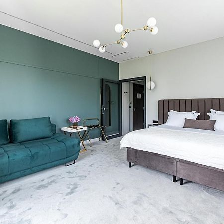 Oginski Hotel Plunge Luaran gambar