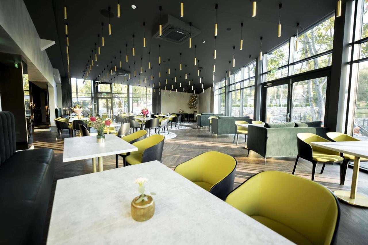 Oginski Hotel Plunge Luaran gambar
