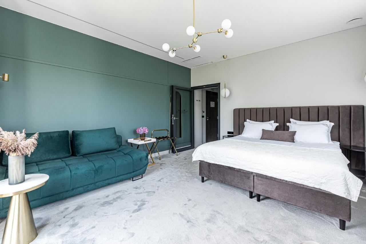 Oginski Hotel Plunge Luaran gambar