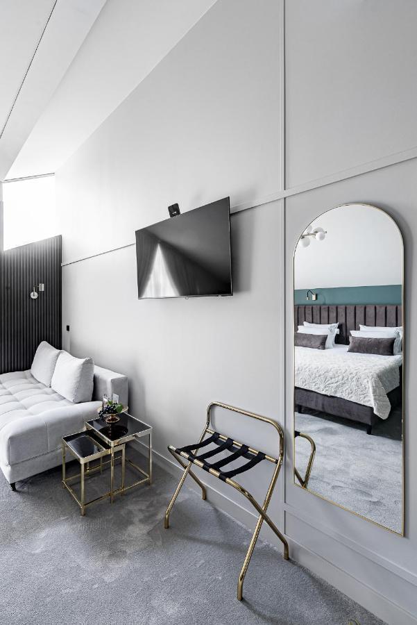 Oginski Hotel Plunge Luaran gambar