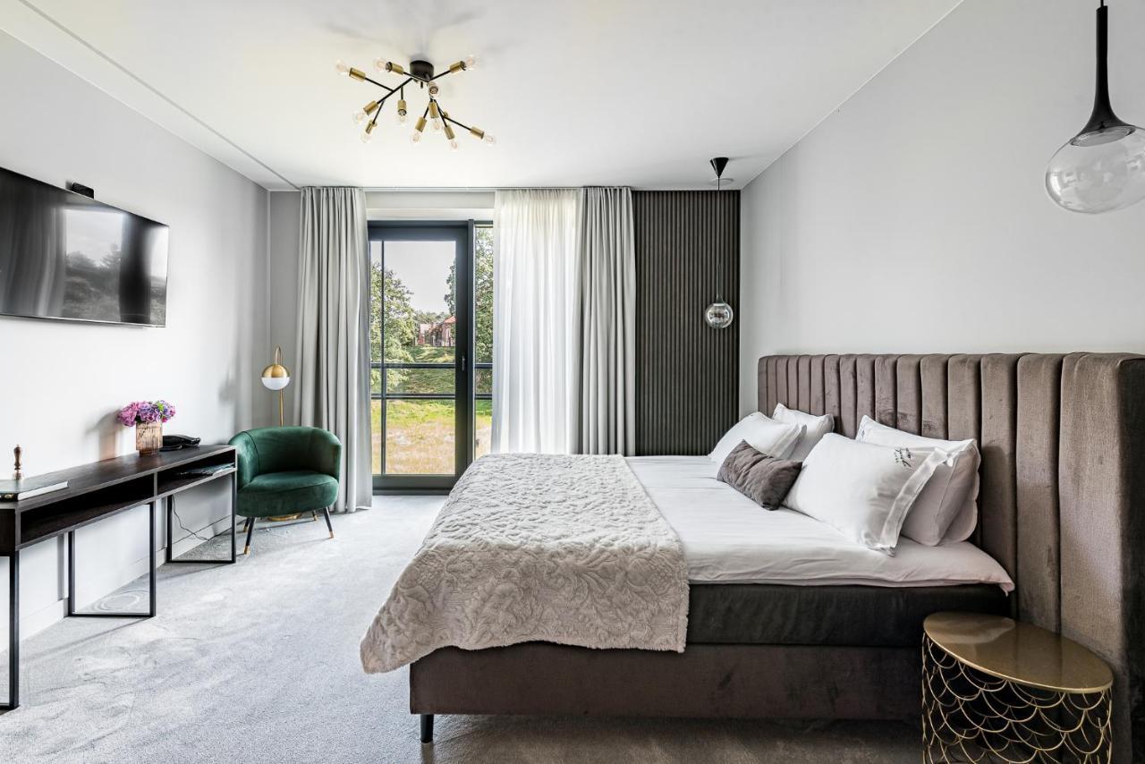 Oginski Hotel Plunge Luaran gambar
